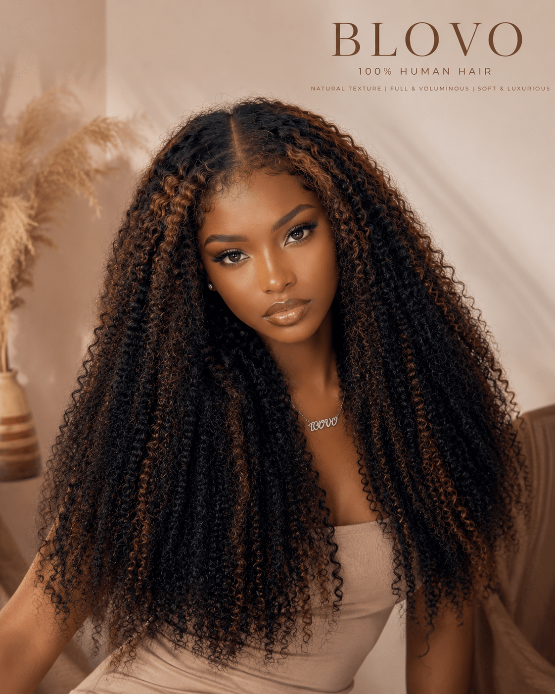 Highlgiht Blonde Curly Wig_model