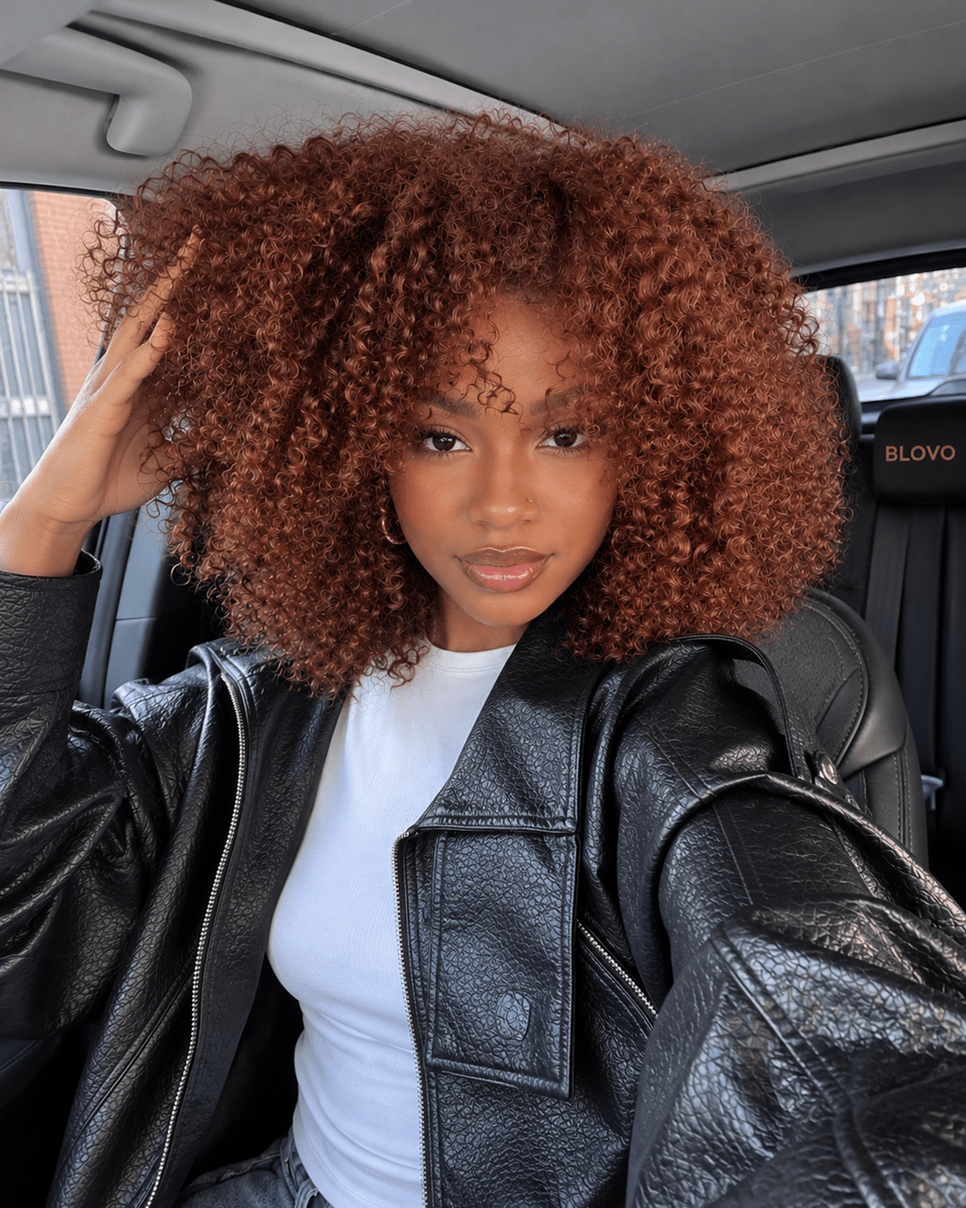 Reddish Brown Curly Short Bob Wig_model